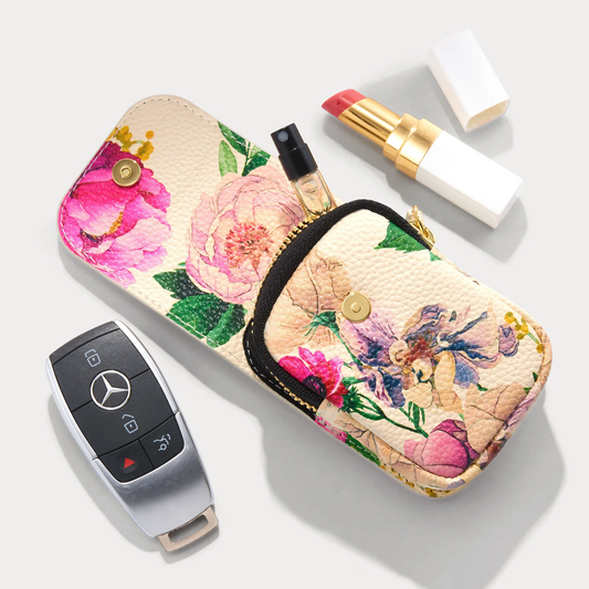 Remi Magnetic Zipper Pouch - Ceci Ivory Floral/Gold